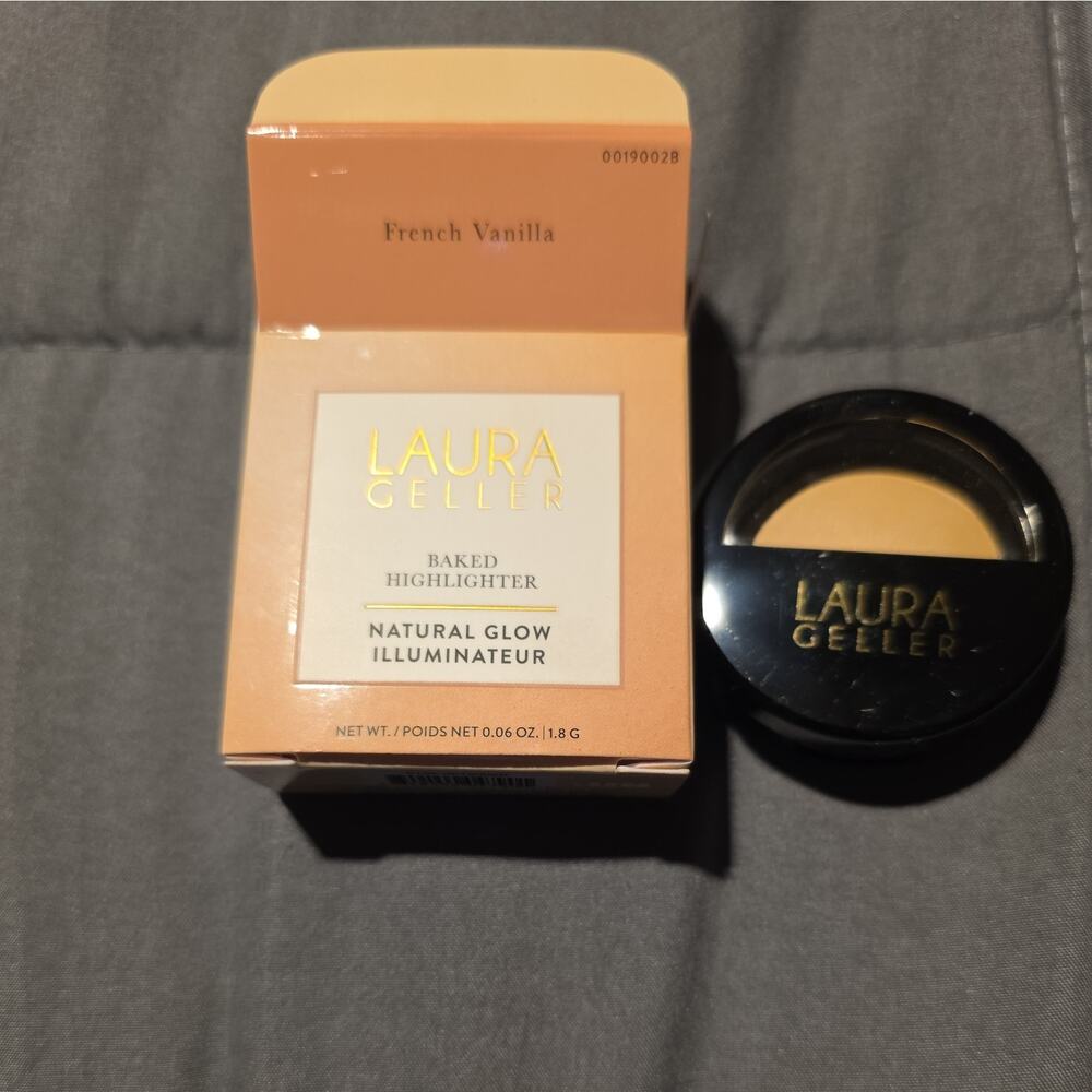 Laura Geller Baked Highlighter Natural Glow 0.06 oz - FRENCH VANILLA - 0019002B